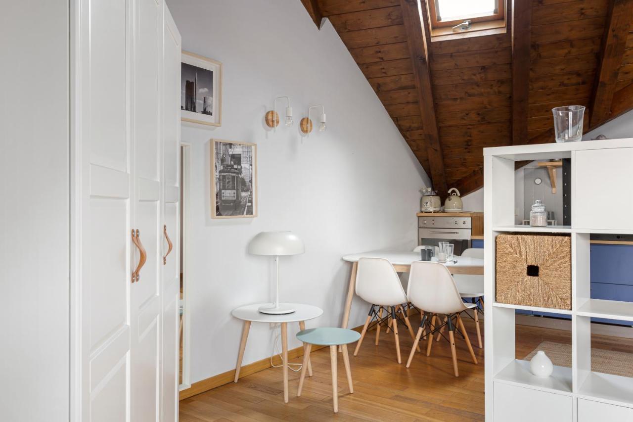 Apartment Chic Loft Living In Via Farini Milan
